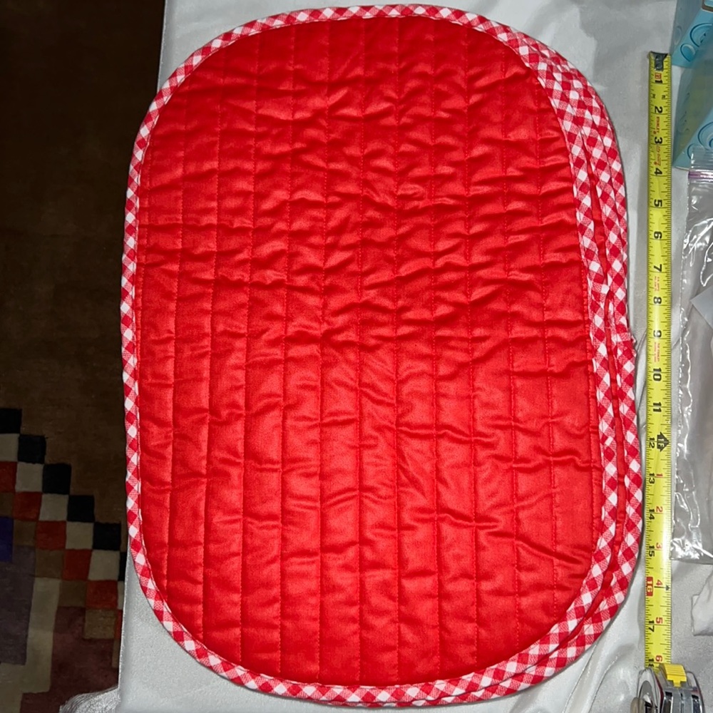 12 Quilted Placements